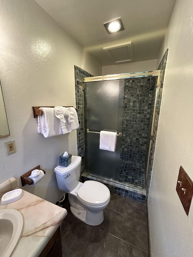 Comfort Twin Room, 2 Queen Beds