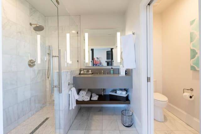 Lespri Suites