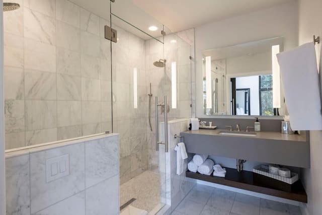 Lespri Suites