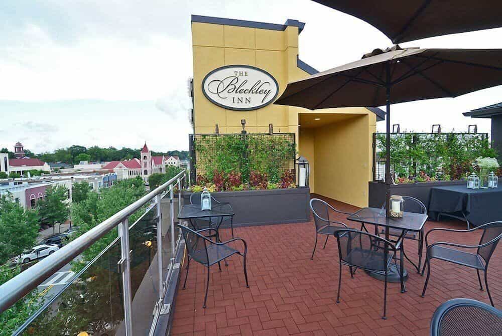BLECKLEY INN
