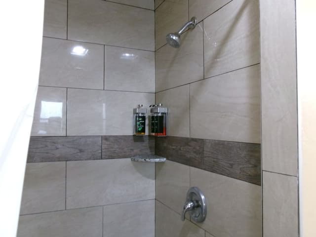 2 Bedroom Executive Suite: Double Queen