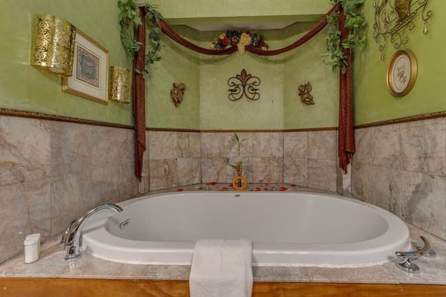 Emerald Dream Suite