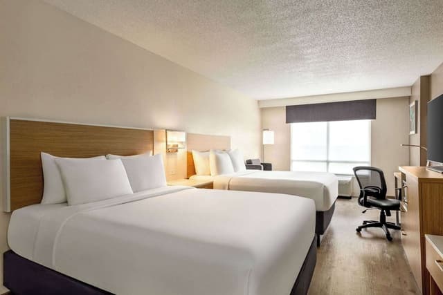 Deluxe Room, 2 Queen Beds