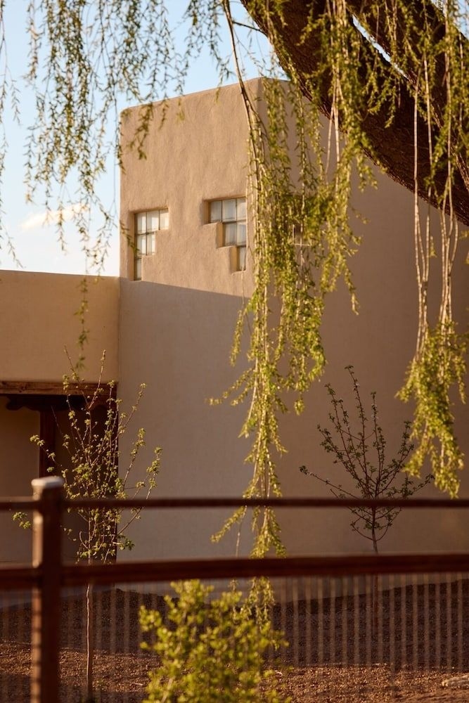 Indian Hills Inn Taos Plaza0