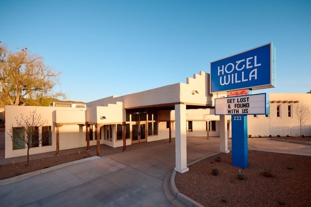 Indian Hills Inn Taos Plaza4