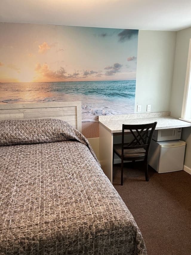 Queen Room