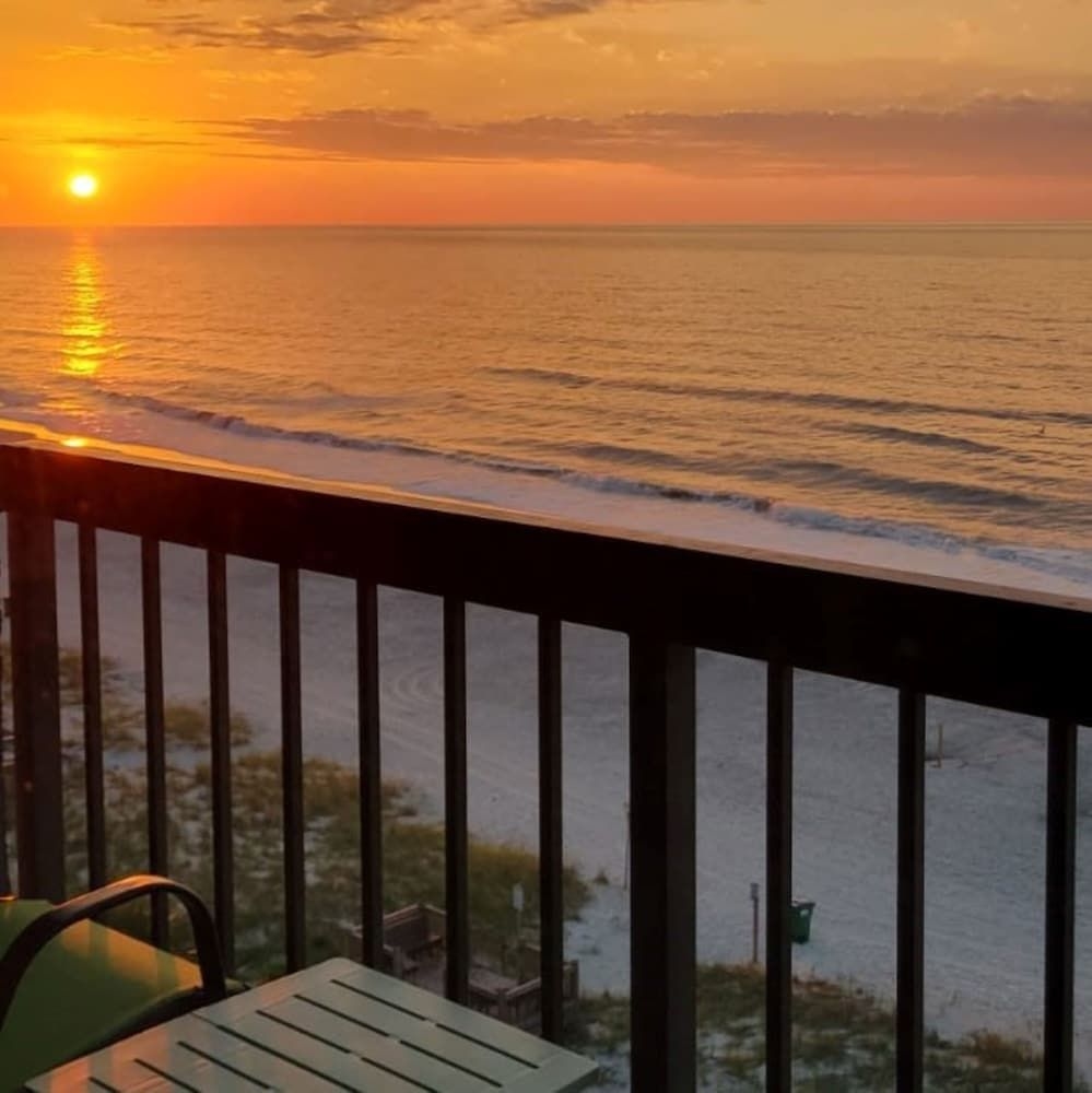 Schooner Beach And Racquet Club0