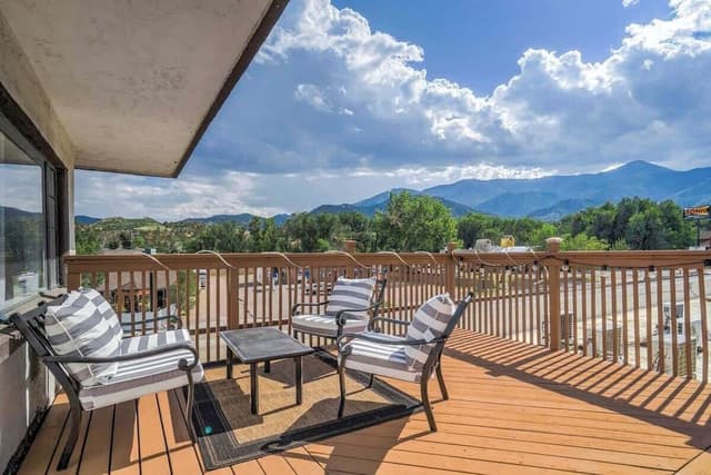 Family Apartment, Mountain View