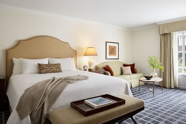 Standard Room, 1 King Bed, Fireplace