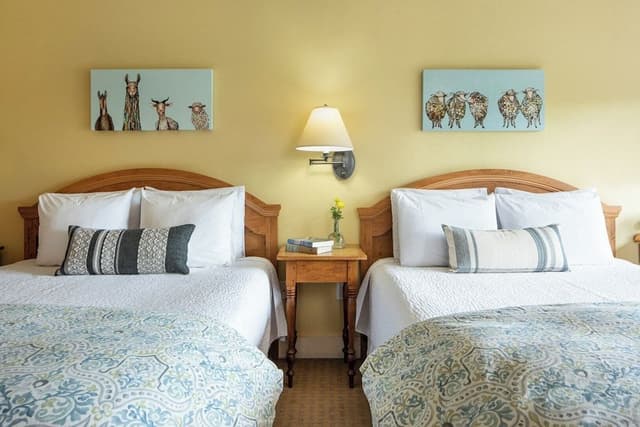 Room, 2 Queen Beds