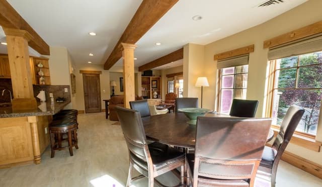 Suite, 3 Bedrooms