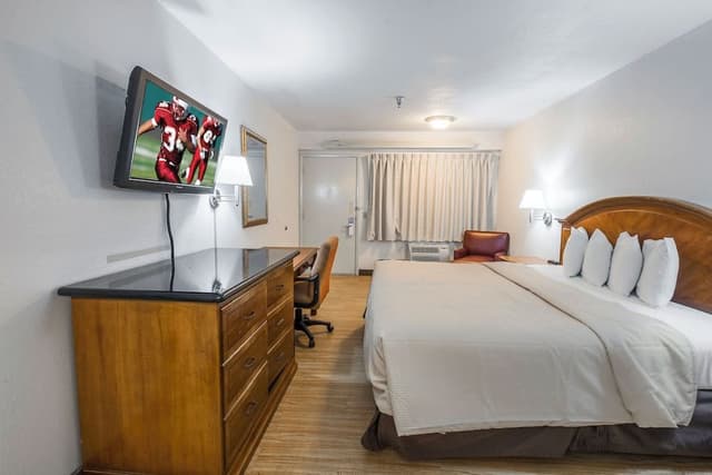 Single Bed Accessible