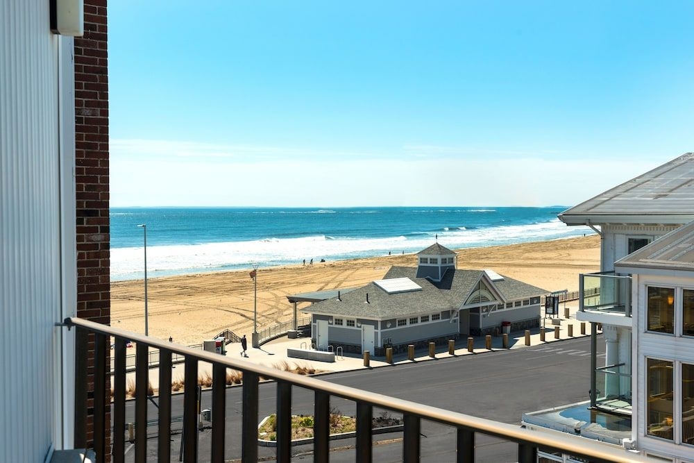 Ashworth by the Sea0