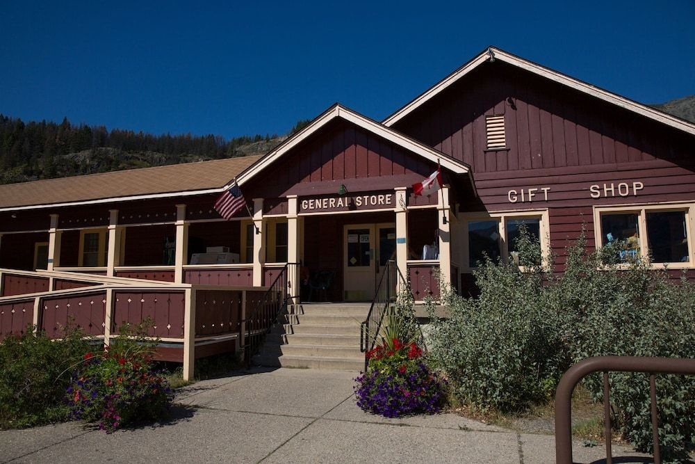 Rising Sun Motor Inn and Cabins1