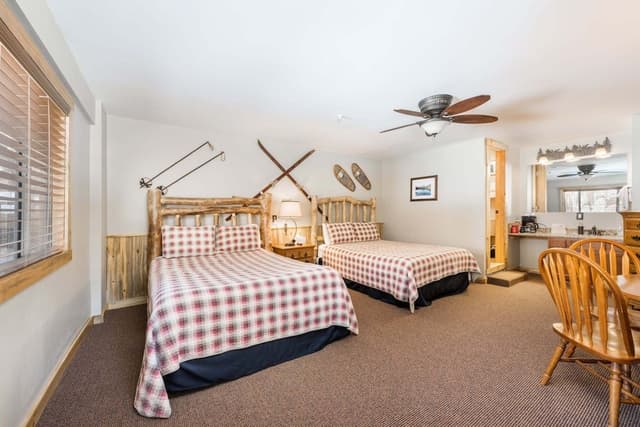 Standard Room, 2 Queen Beds