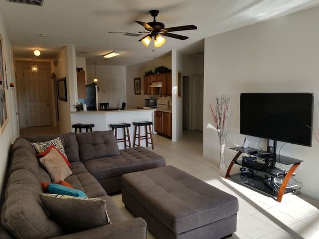Luxury 5 Bedroom Home with Private Pool