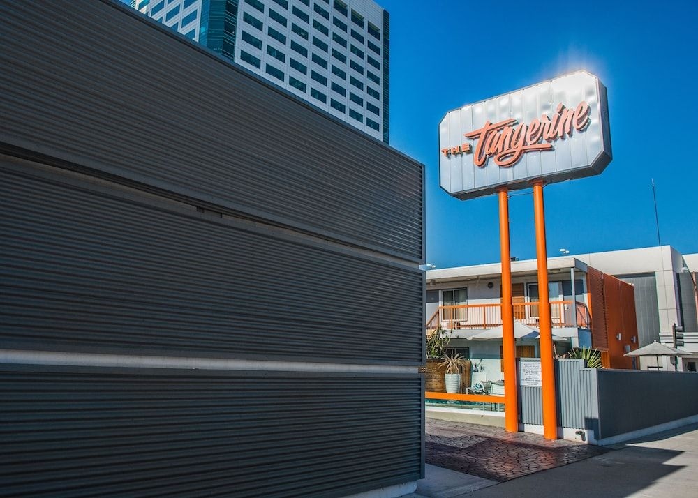 Tangerine Hotel1