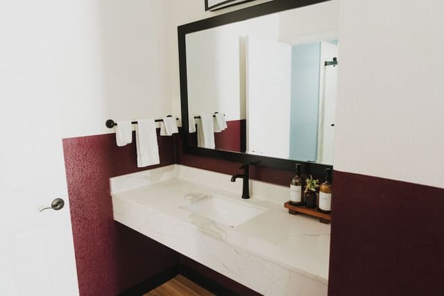 Standard Room, 1 Queen Bed