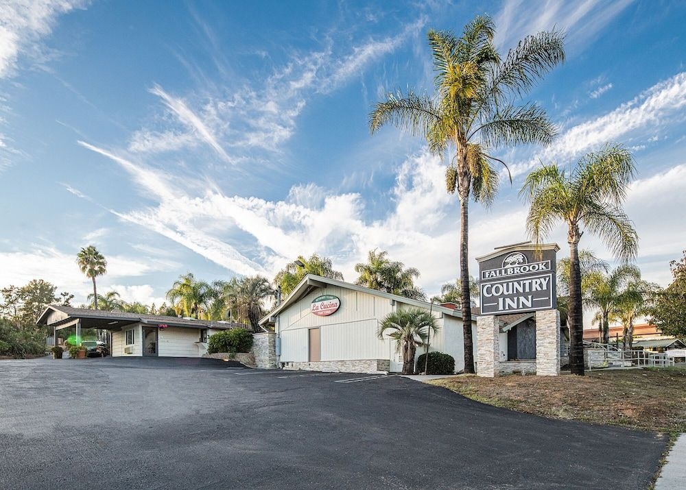 Fallbrook Country Inn4