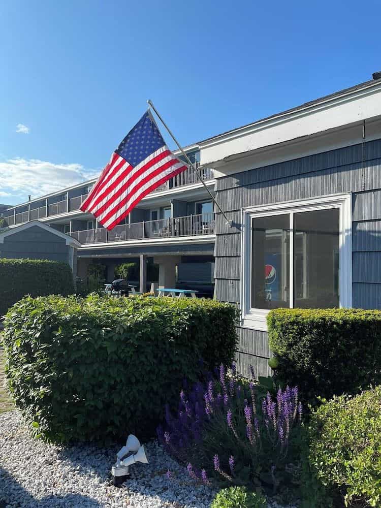 Grand Beach Inn