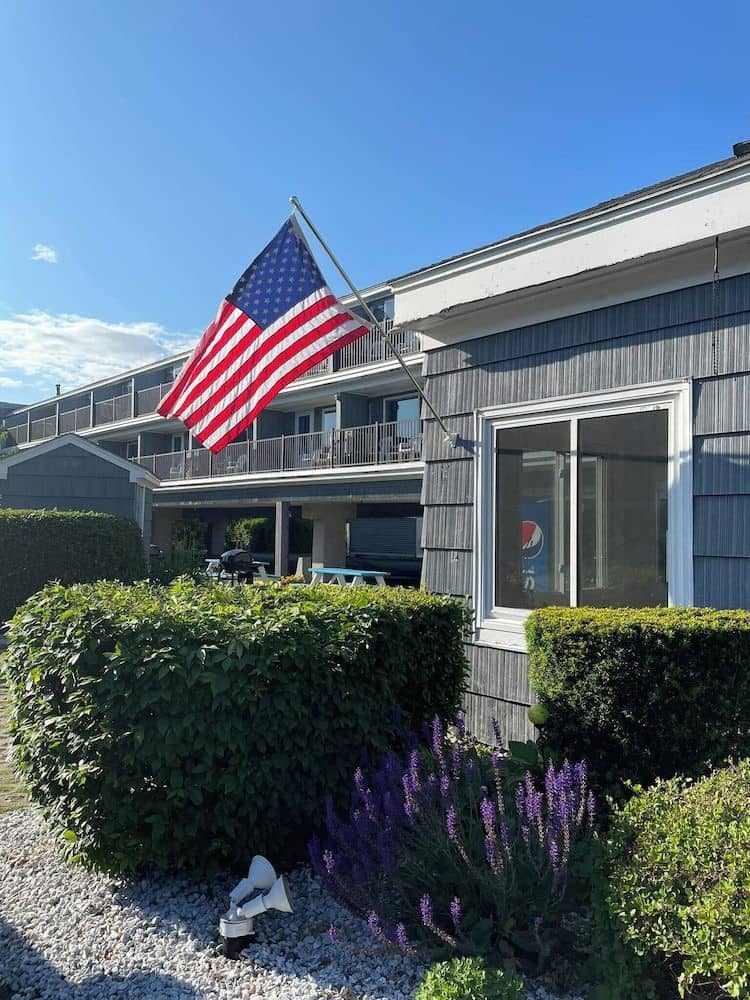 Grand Beach Inn Grand Beach Inn
