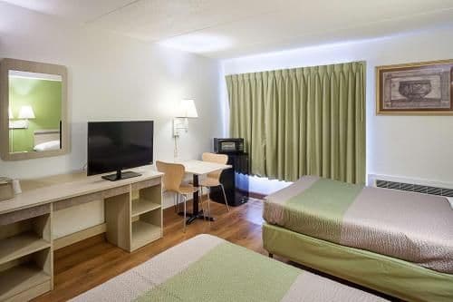 Deluxe Queen Room with Two Queen Beds - Non-Smoking