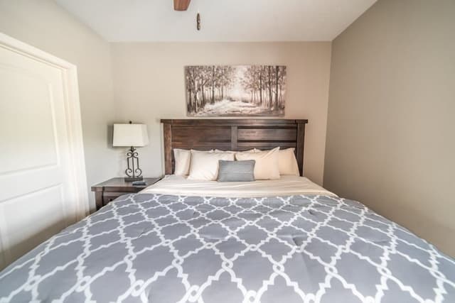 Panoramic Condo, 3 Bedrooms, Terrace, Lake View
