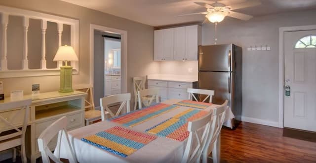 Bayside 2 Bedroom w/ Balcony (NO PETS)