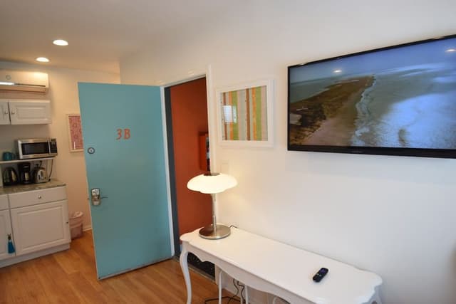 Design Studio Suite, 1 King Bed