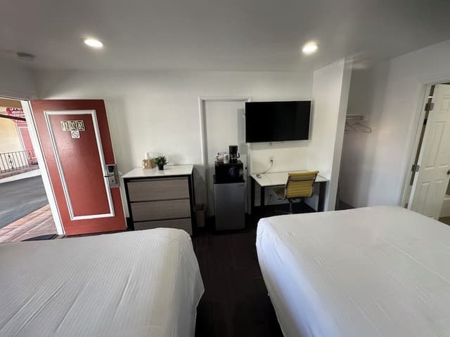 Standard Room, 2 Queen Beds