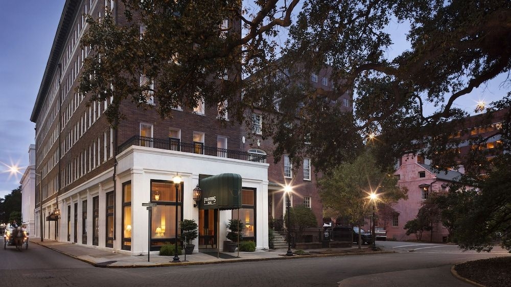 Planters Inn1