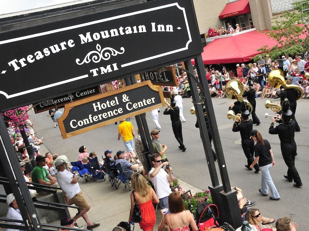 Treasure Mountain Inn1