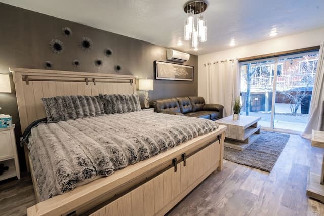 TMI Junior Suite