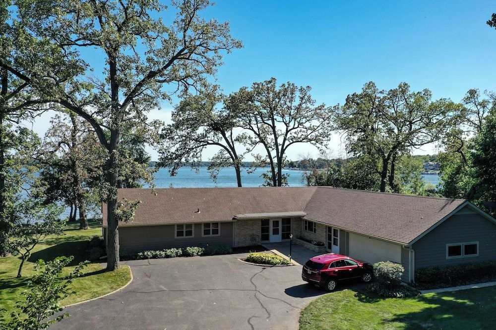 Lake Lawn Resort1