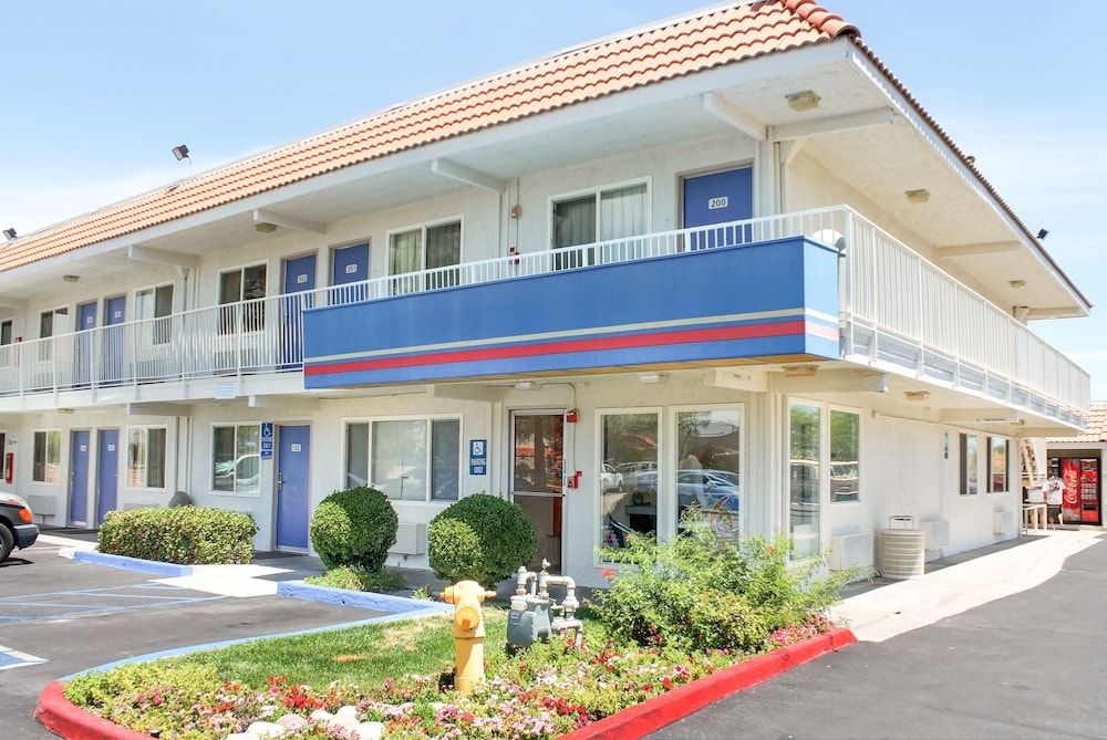 Motel 6 Lancaster0