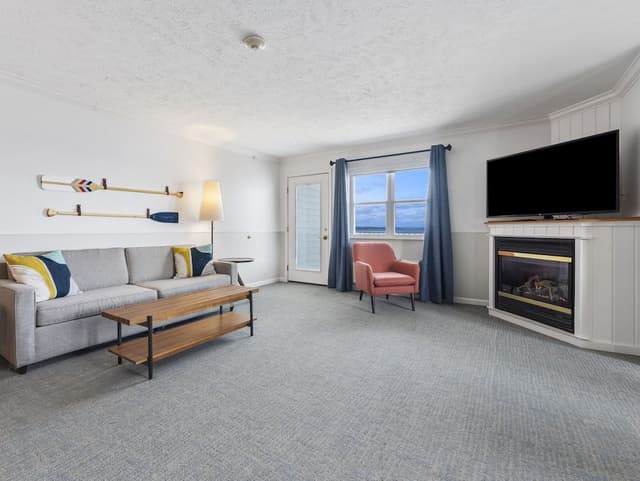 Harbor Springs Suite - King Jacuzzi