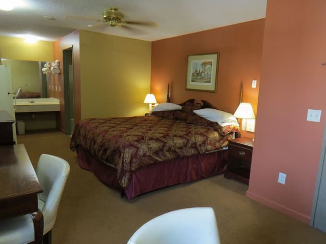 One King Bed, Non-Smoking