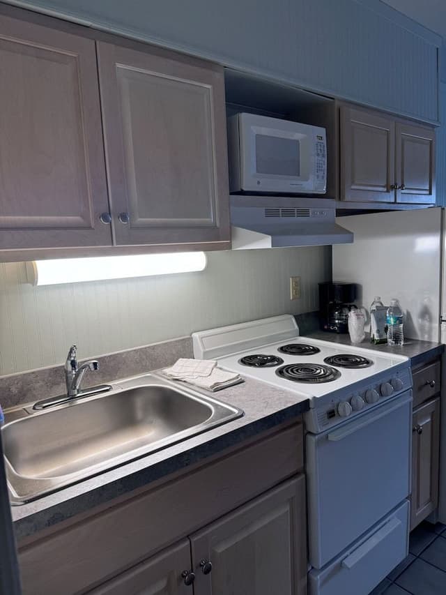 Deluxe Double Room, 2 Double Beds, Kitchenette