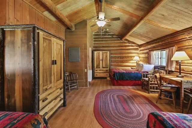 One bedroom cabin