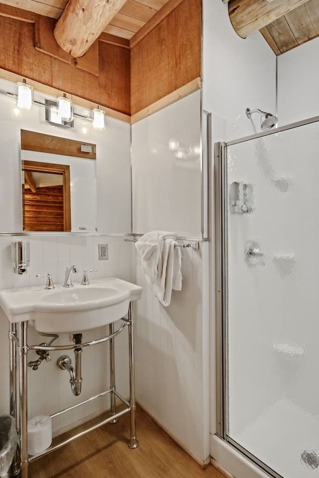 One bedroom cabin