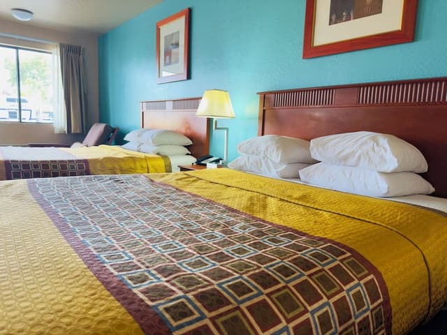 Standard Room, 2 Queen Beds (Downstairs, North Side)