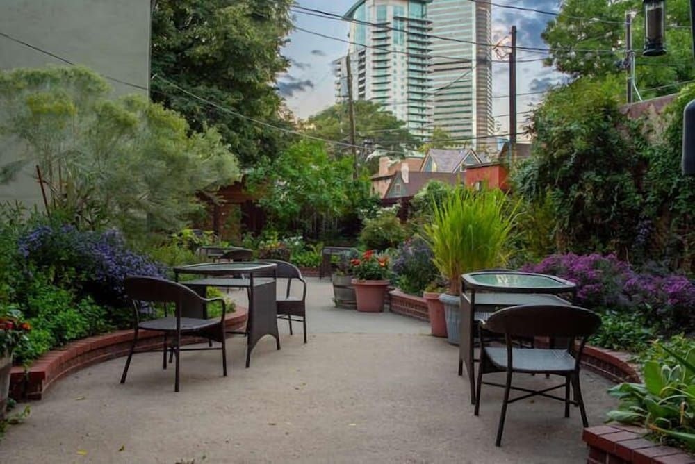 Queen Anne Bed And Breakfast3