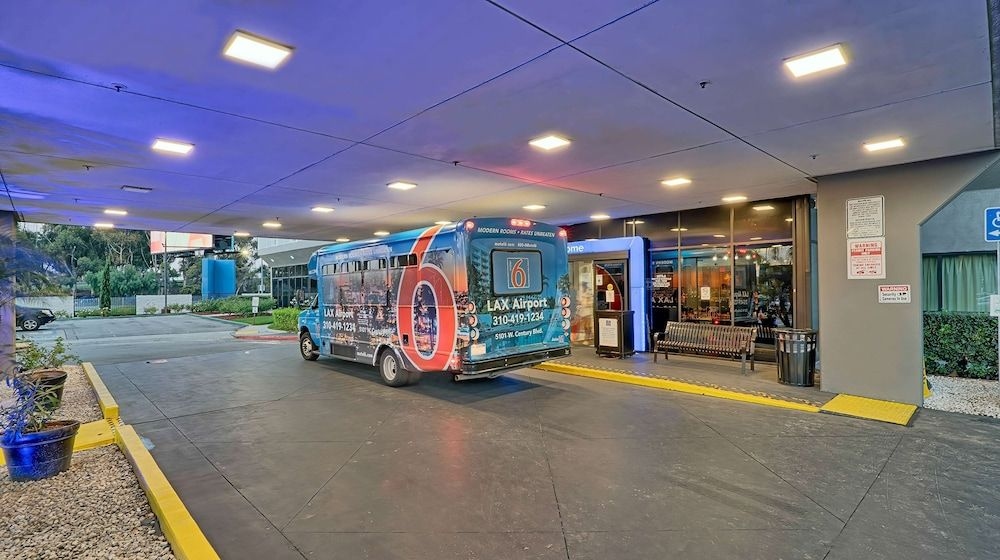 Motel 6 Los Angeles Lax3