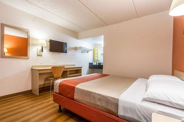Standard Room, 1 Double Bed, Accessible, Non Smoking
