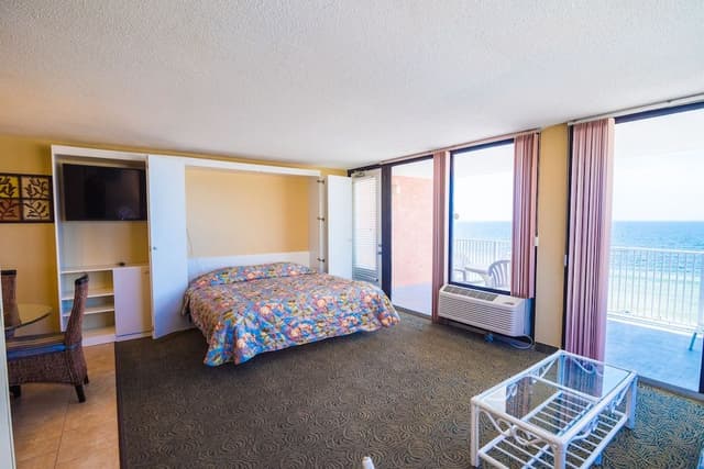 Family Suite, 1 Bedroom, Balcony, Beach View
