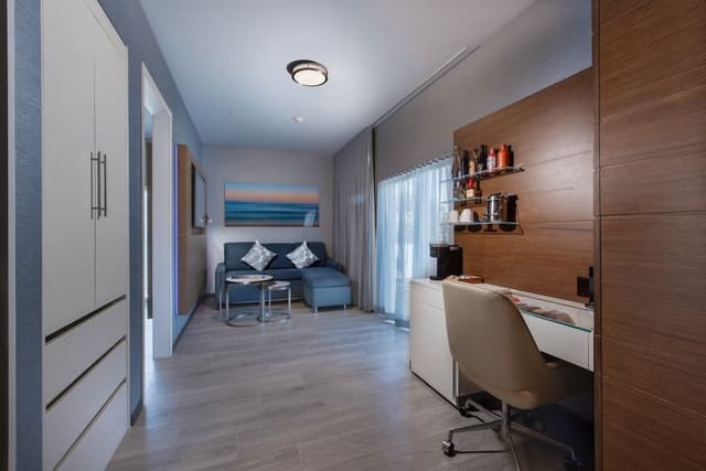 Deluxe Spa Suite, 1 King Bed with Sofa bed