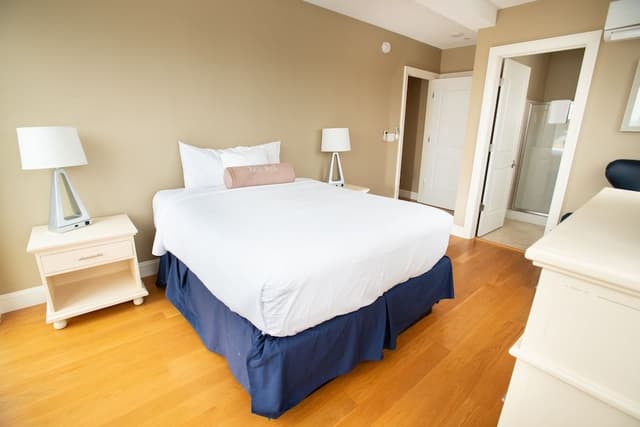Deluxe Suite, 3 Bedrooms
