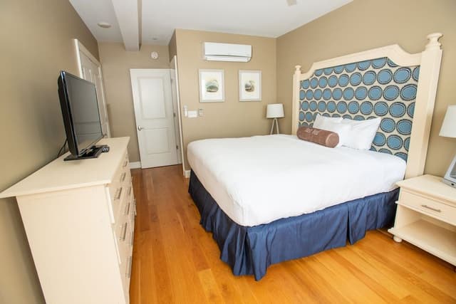 Deluxe Suite, 3 Bedrooms