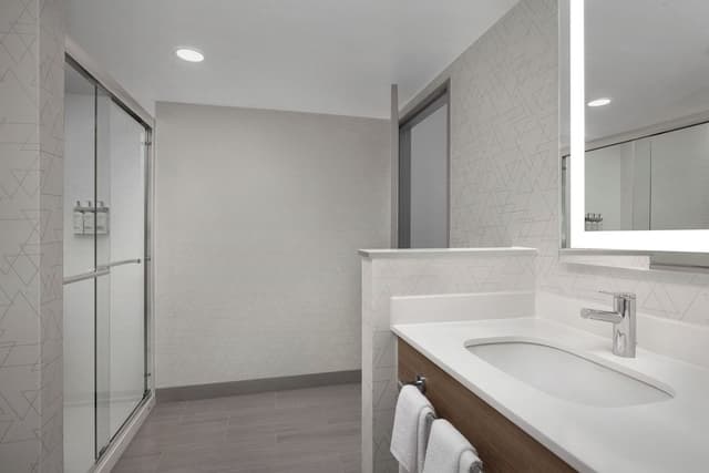 Standard Room, 2 Queen Beds