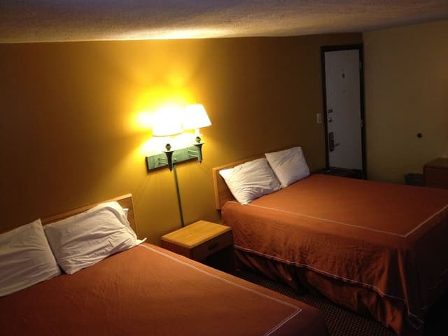 Standard Room, 2 Queen Beds, Non Smoking